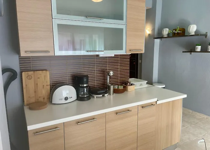 Aristos Hillside Neos Marmaras