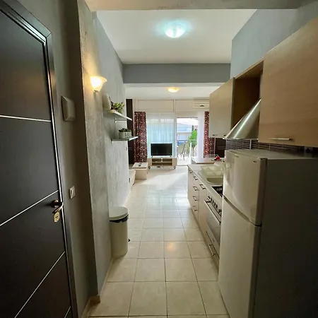 Aristos Hillside Apartament